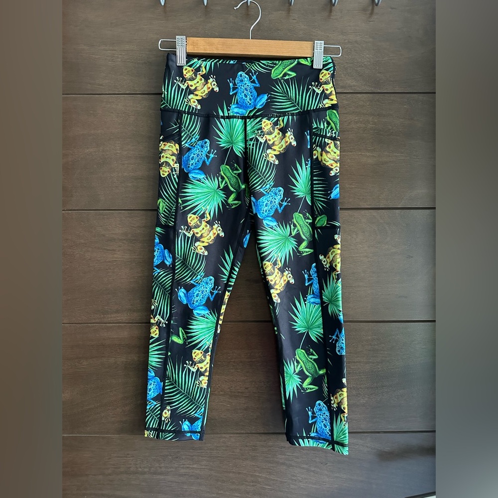 Constantly Varied Gear Toxic Frogs Capri Leggings XS